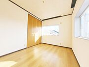 洋室3階部分の洋室日当たり良好！通風良好！