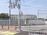 周辺：堺市立登美丘南小学校 徒歩6分。 450m