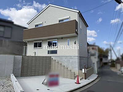 外観:・閑静な住宅街で落ち着いた時間を過ごせます、ゆったりとした暮らしをお望みの方に。 外観:・閑静な住宅街で落ち着いた時間を過ごせます、ゆったりとした暮らしをお望みの方に。