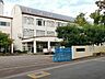 周辺：富田林市立向陽台小学校 徒歩8分。 570m