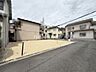 外観：■現地土地写真■土地約32.22坪■更地■建築条件無し■高低差無し■前面道路幅員東側：約5ｍ■前面道路幅員南側：約4ｍ