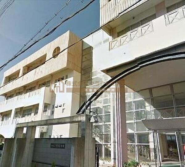 画像21:神戸市立中央小学校 739m