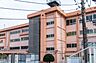 周辺：八王子市立　長房小学校教育目標　・よく考えてやりぬく子・じょうぶで明るい子・なかよく助けあう子 350m