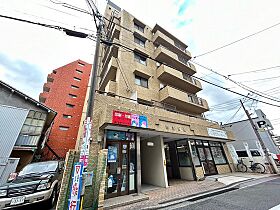 広島県広島市中区住吉町（賃貸マンション3DK・6階・68.09㎡） その1