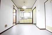 ※別室の写真を使用しております※