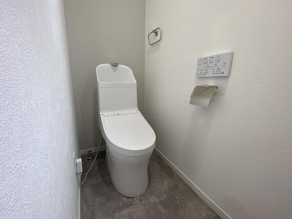 トイレを拡大表示