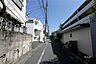 その他：敷地北側の前面道路