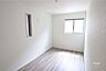 その他：洋室5.3帖2面採光で明るいお部屋です。