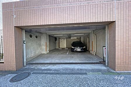 敷地内駐車場(屋内平面式)