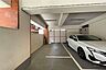 駐車場：敷地内駐車場（屋内平面式）