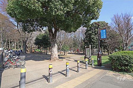 蘆花恒春園の外観