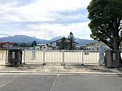 菰野町立菰野小学校700m