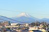 周辺：バルコニーから富士山を望む