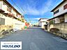 外観：前面道路含む現地写真