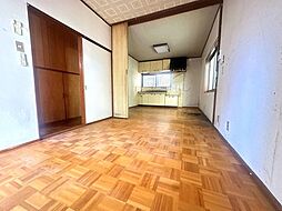 居間