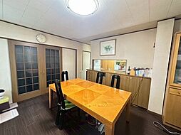 居間