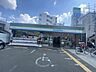 周辺：ファミリーマート 城東えなみ店 580m