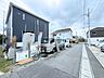 外観：前面道路含む現地写真