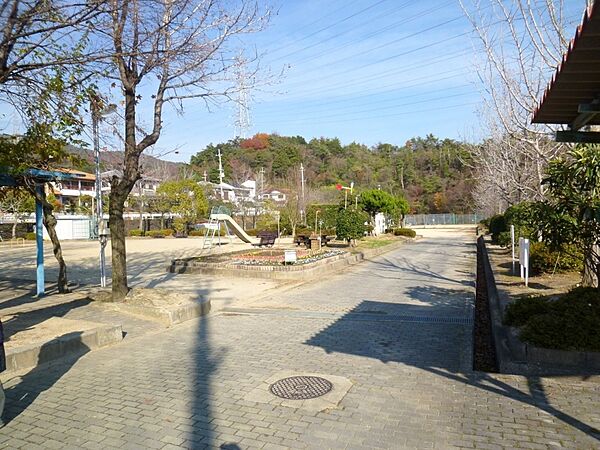 画像26:【公園】中山五月台公園まで408ｍ