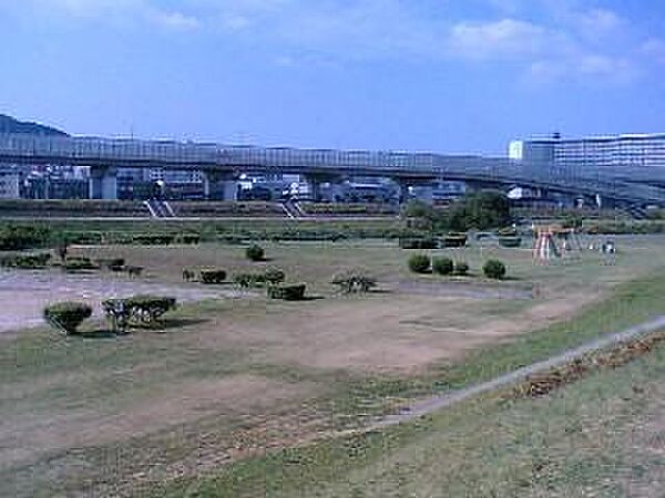 画像13:【公園】猪名川運動公園まで984ｍ