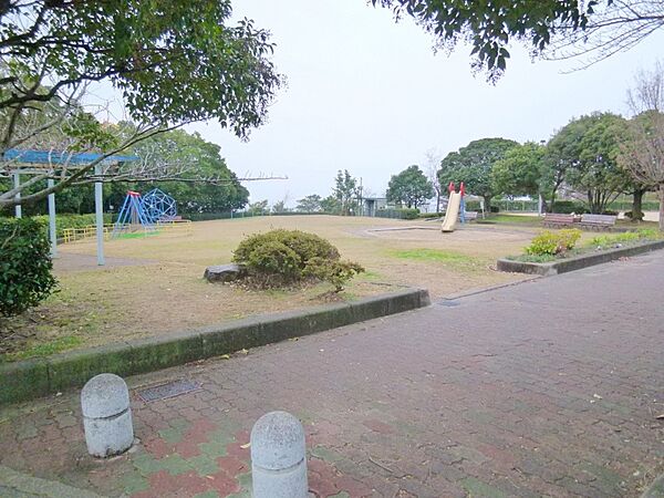 【公園】中山桜台公園まで2268ｍ