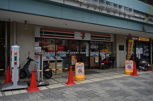 画像7:【コンビニエンスストア】セブン?イレブン川西能勢口駅前店まで194ｍ