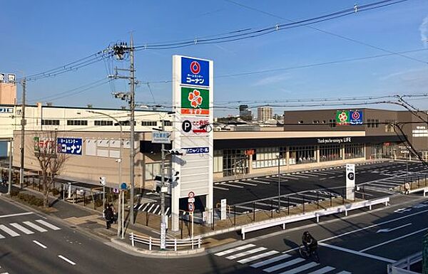 周辺を拡大表示