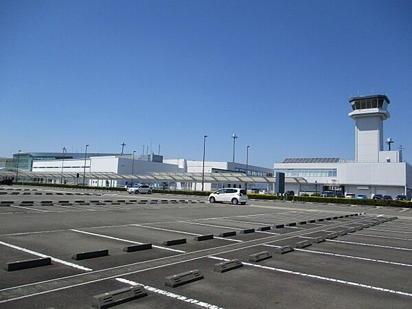 画像16:【空港】富士山静岡空港まで8866ｍ