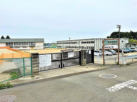 仙台市立中山小学校 1223m
