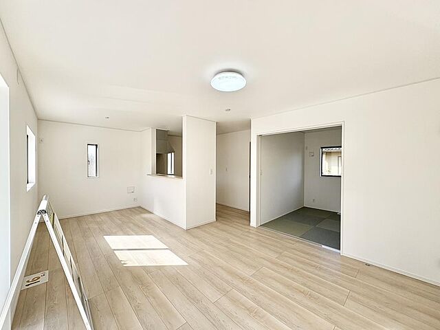 リビング/ダイニング 倉吉市新田285-2