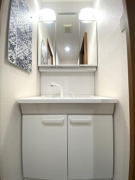 洗面台※本画像は入居者様の家具をCGで消した画像であり、現況と異なる可能性がございます。