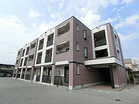 ドミール・ラフィネ  ｜ 栃木県宇都宮市若草4丁目（賃貸マンション1R・3階・30.98㎡） その1