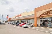 ヨークベニマル氏家店 1872m