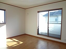 サングリーン下亀田I 202 2階1Kのリビング/ダイニング