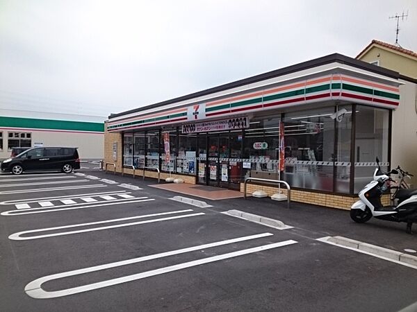 画像17:セブンイレブン南吉田町店 300m