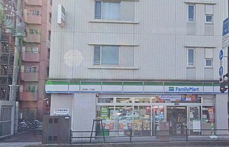 ファミリーマート花京院一丁目店 徒歩1分。 40m