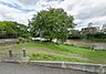 周辺：広瀬川愛宕緑地 徒歩17分。 1350m