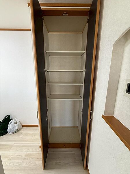 収納