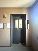 エレベータ