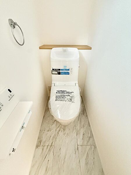 トイレを拡大表示