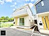 外観：5号棟  ■暮らしを彩る充実した設備仕様が備わった住まい