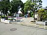 周辺：公園 250m 烏山公園