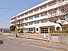 周辺：小学校 900m 愛川町立菅原小学校
