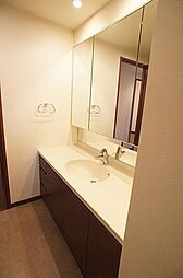 ブリリアタワー東京