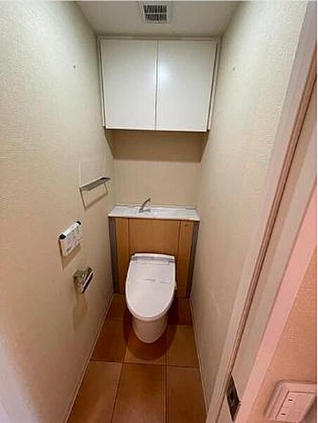 画像6:ゆったりとした空間のトイレです