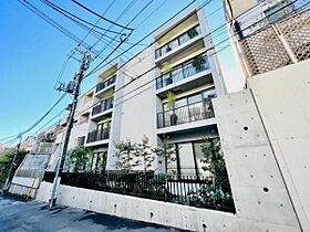 フォーリア西麻布CASA  ｜ 東京都港区西麻布4丁目（賃貸マンション1LDK・3階・48.24㎡） その1