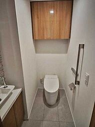 ゆったりとした空間のトイレです