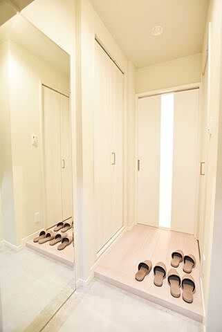 玄関 東京メトロ南北線 麻布十番駅 徒歩3分