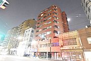 太陽に愛され、陽当り・通風に優れた魅力的で快適さを追求したマンションです。ここに住むからこそ意味がある。そんな特別感に浸りながら、毎日をお過ごしして欲しいです。