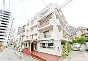 太陽に愛され、陽当り・通風に優れた魅力的で快適さを追求したマンションです。ここに住むからこそ意味がある。そんな特別感に浸りながら、毎日をお過ごしして欲しいです。